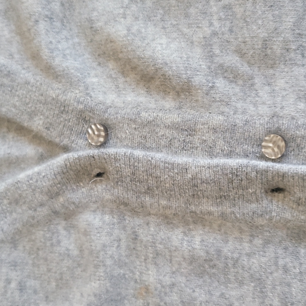 Grey sweater - Picture 3 of 4